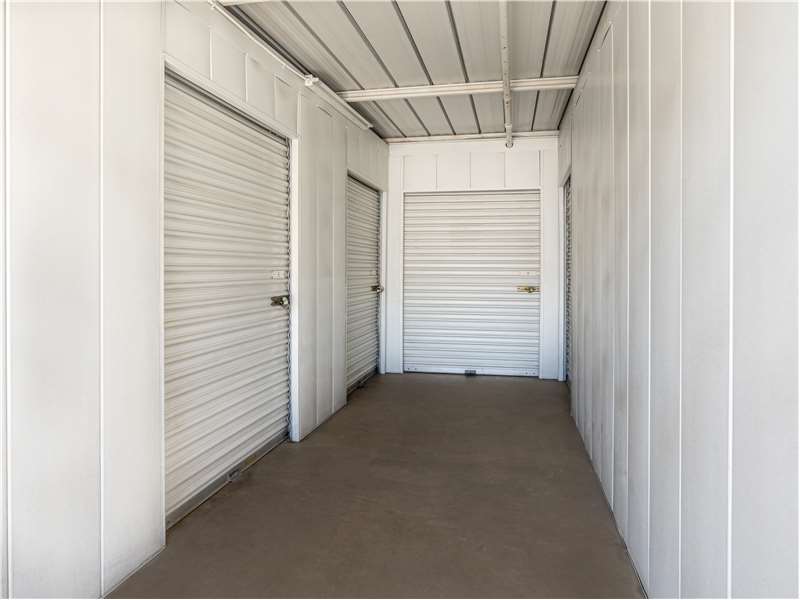 Exterior Units Extra Space Storage Anaheim (714)935-0403