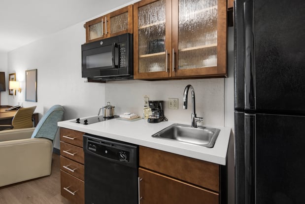 Images Candlewood Suites Pensacola - University Area by IHG