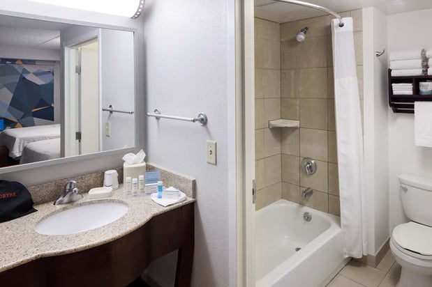 Images Hampton Inn & Suites Oklahoma City-Bricktown
