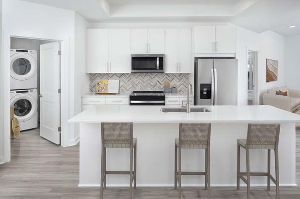 Images Camden Grandview Apartments and Townhomes