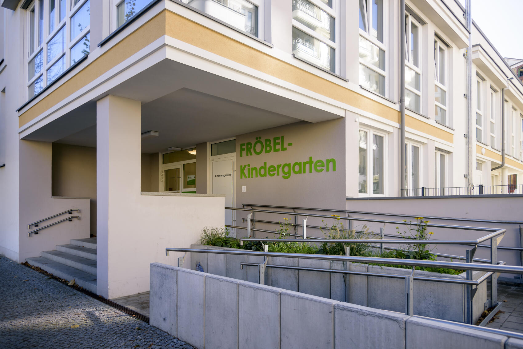 Bilder Fröbel-Kindergarten Freudenberg