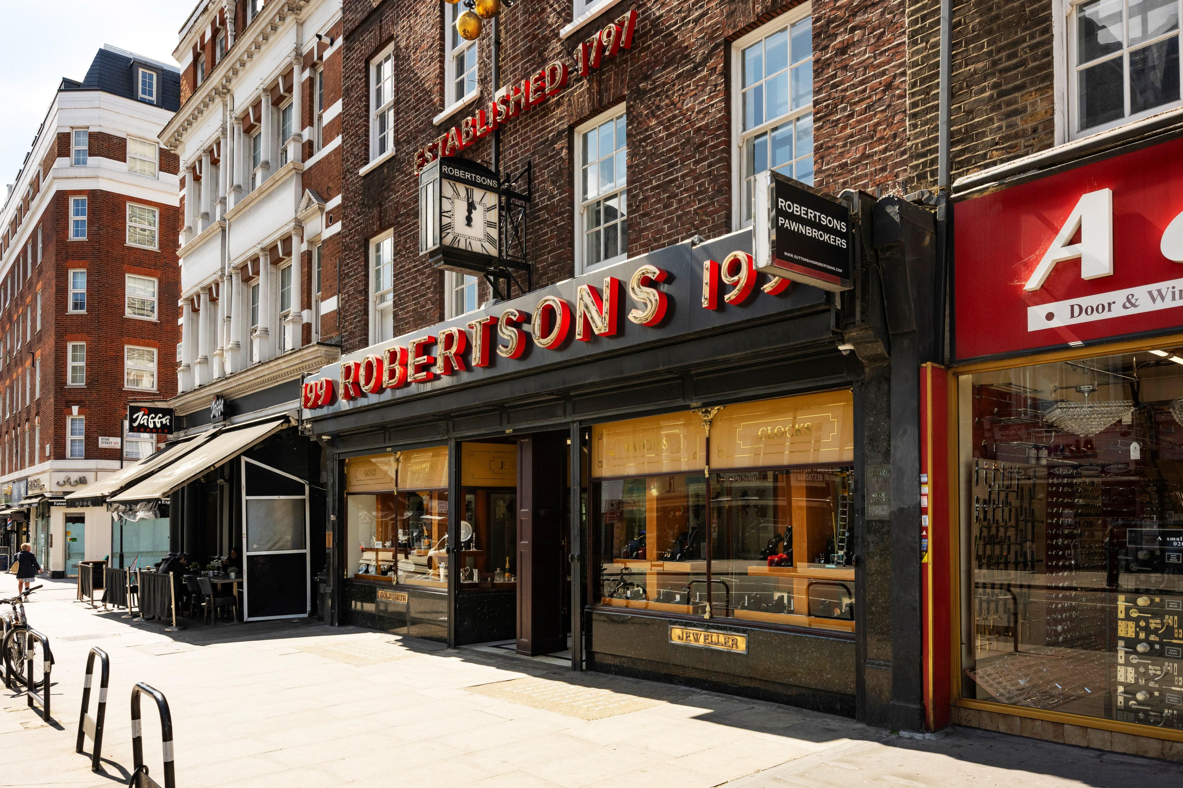 suttons and robertsons edgware road store front