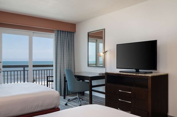 Images Hilton Garden Inn Daytona Beach Oceanfront