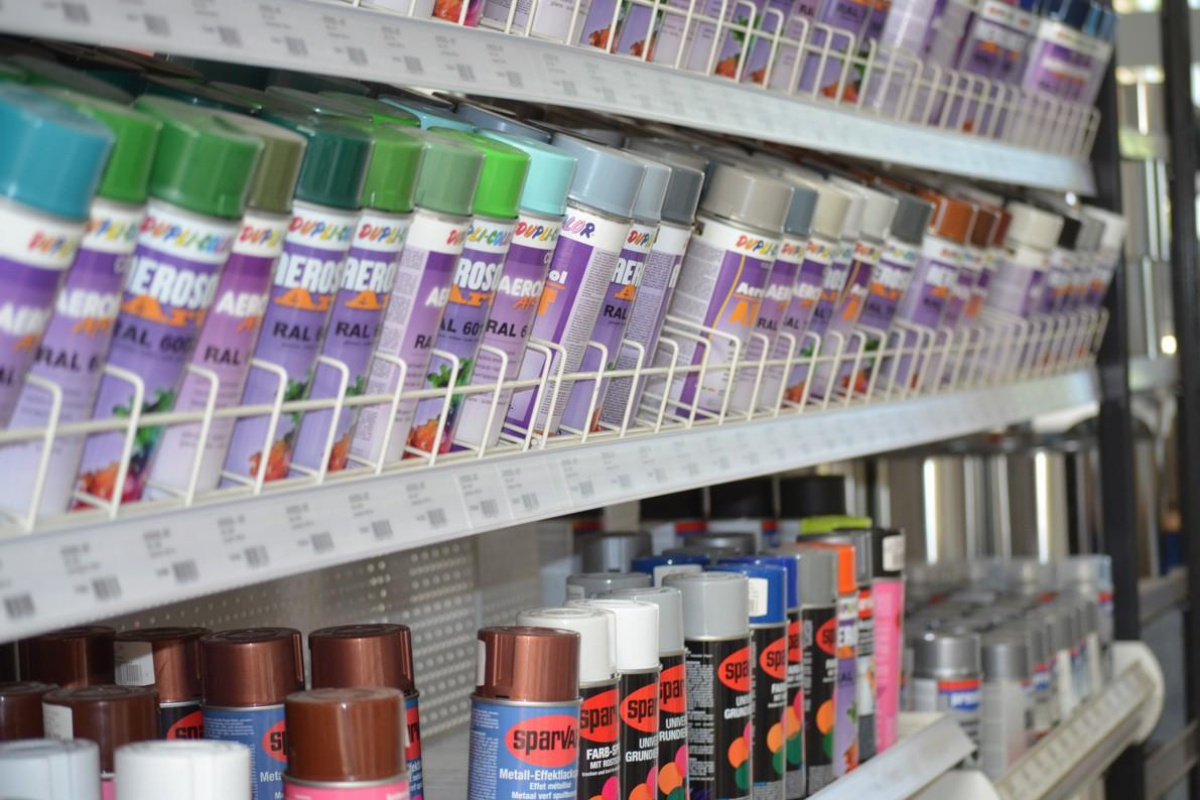 Farben Henschen GmbH, Alleestrasse 53-57 in Fröndenberg