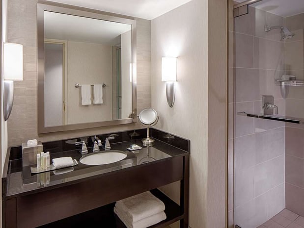 Images DoubleTree by Hilton Hotel Houston - Greenway Plaza