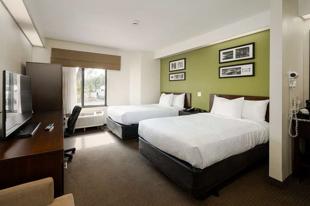 Images SureStay by Best Western Summerville Flowertown