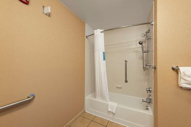 Images Hampton Inn & Suites by Hilton Marshalltown