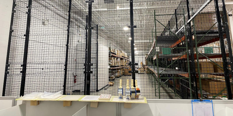 OUR TEAM OFFERS A VARIETY OF INDUSTRIAL SHELVING OPTIONS TO SUIT YOUR NEEDS.