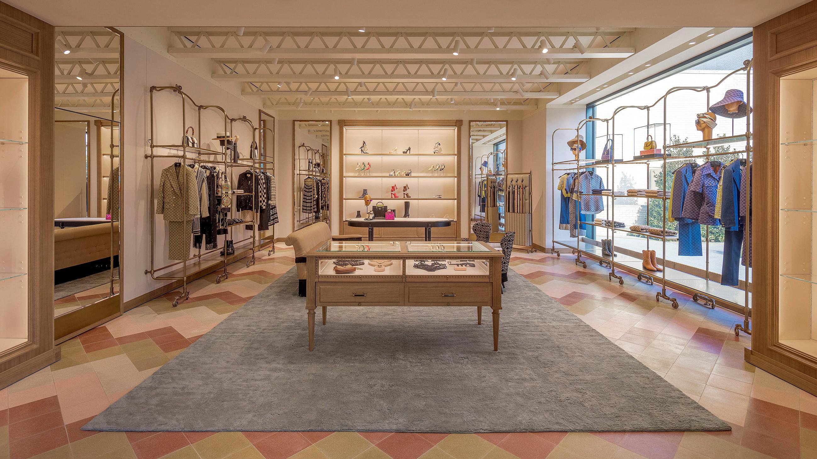 Gucci at Northpark Center - De La Garza Architecture