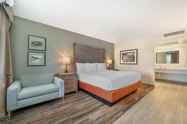 Images Best Western Plus King's Inn & Suites