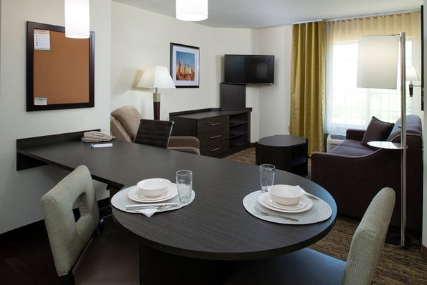 Images Candlewood Suites Olathe - Kansas City Area by IHG