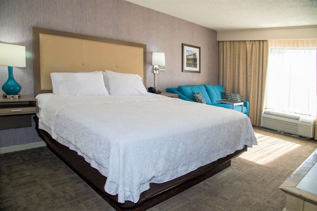 Images Hampton Inn Lewisburg