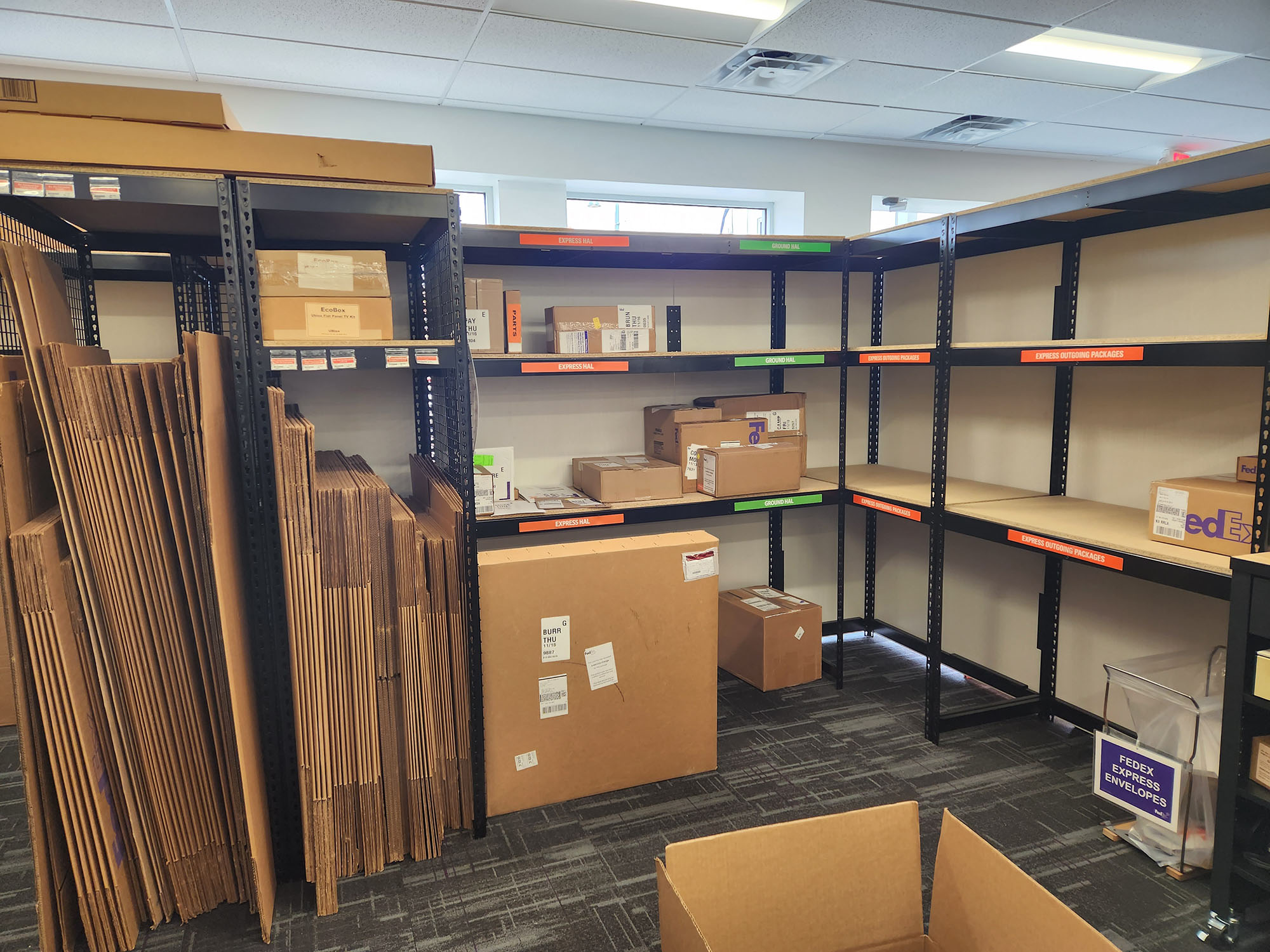 FedEx Office Print & Ship Center Image