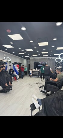Images Top Style Barbershop