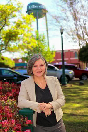 Images Carrie Moore: Allstate Insurance