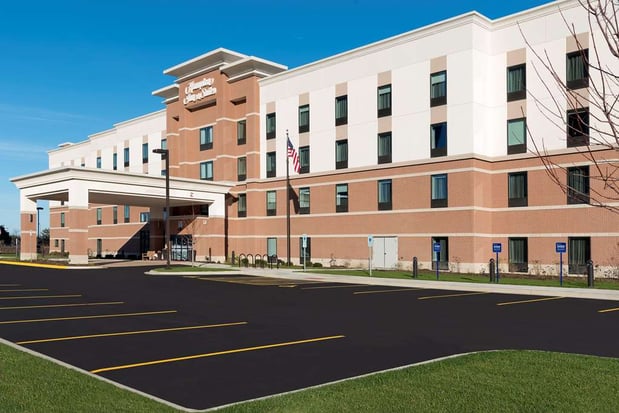 Images Hampton Inn & Suites Chicago Schaumburg