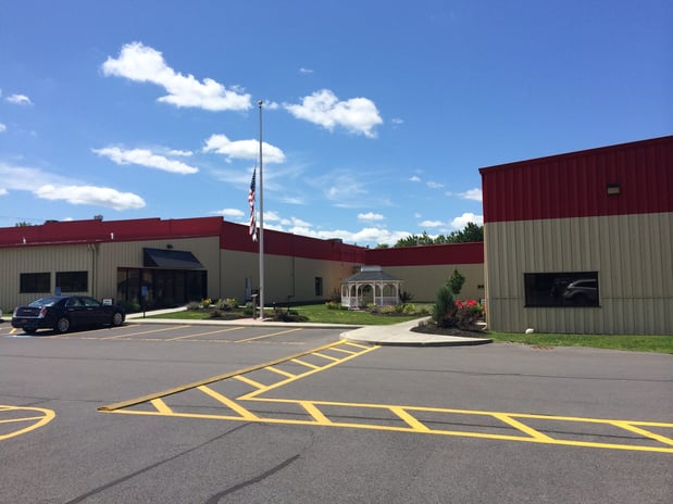 Images Currier Plastics Inc