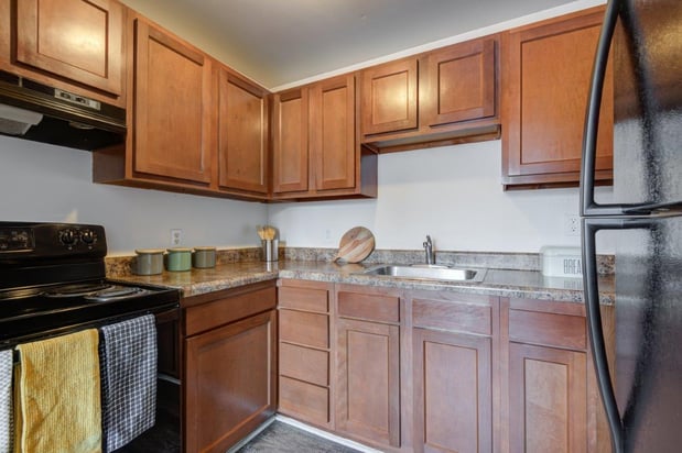 Images Dixon Manor Apartment Homes