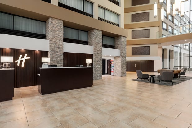 Images Holiday Inn Virginia Beach - Norfolk by IHG