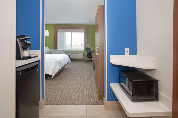Images Holiday Inn Express & Suites Goodland I-70 by IHG