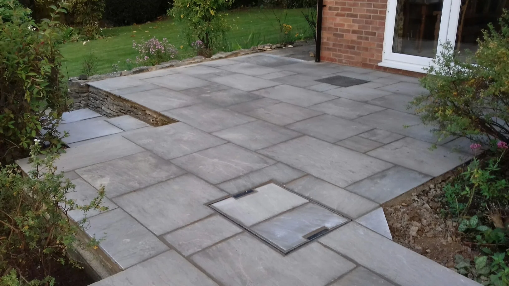 Images Milan Fencing & Landscaping