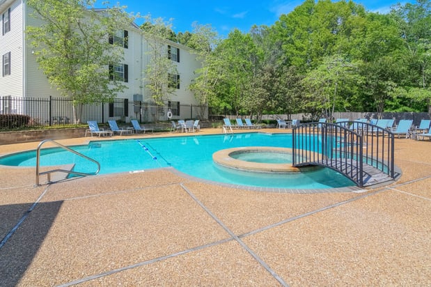 Images Reserve of Jackson Apartment Homes