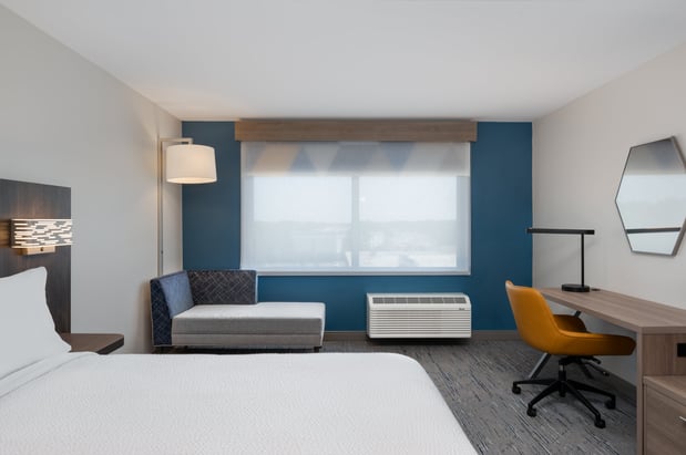 Images Holiday Inn Express & Suites Stevensville - Benton Harbor by IHG