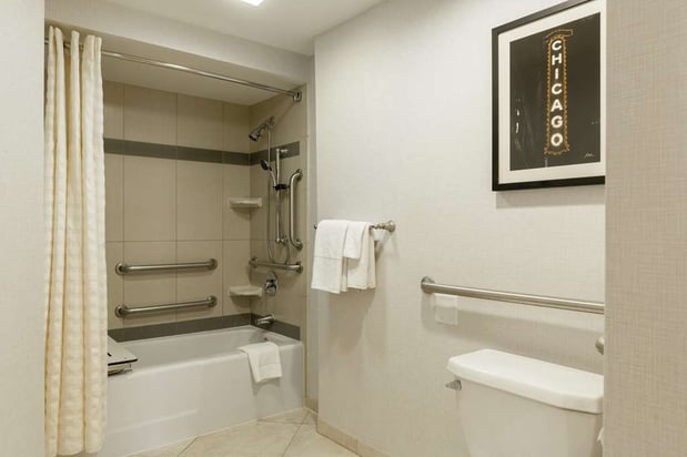 Images Hilton Chicago/Oak Lawn