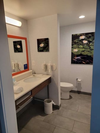 Images Hampton Inn & Suites Erie Bayfront