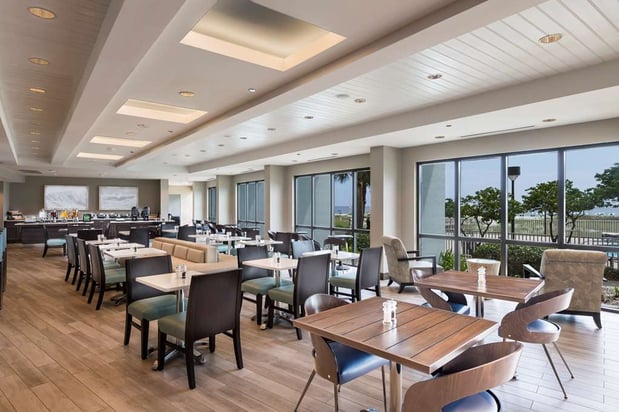 Images Island House Hotel Orange Beach - a DoubleTree by Hilton