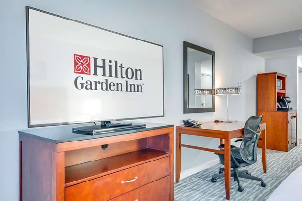 Images Hilton Garden Inn Louisville Northeast