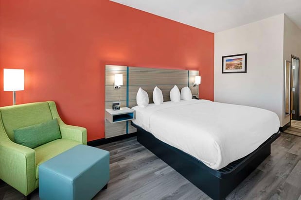 Images Best Western Plus Executive Residency Carlsbad Hotel