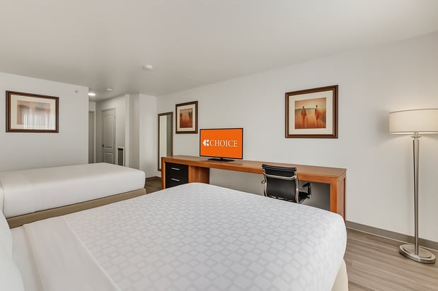 Images Suburban Studios Salt Lake City Airport