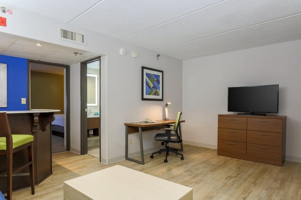 Images Holiday Inn Express Milwaukee-West Medical Center by IHG