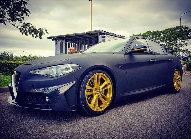 Images Autocarrozzeria M.B.