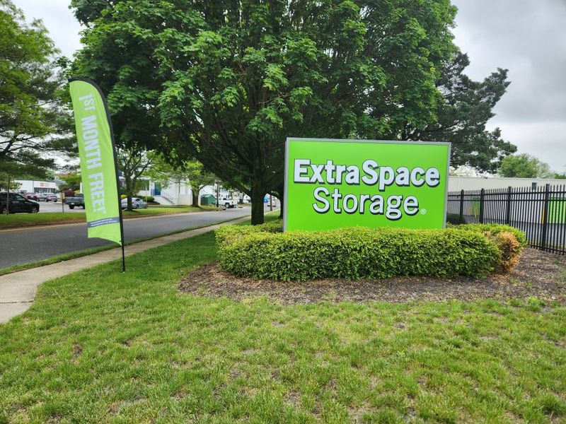 Images Extra Space Storage