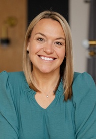 Jan Edwards headshot
