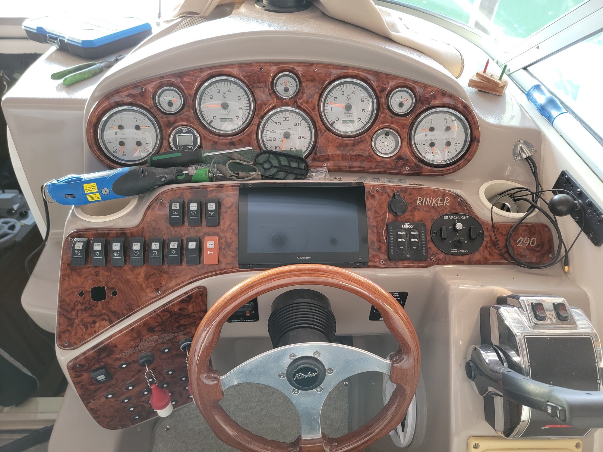 Images Majik Marine Services