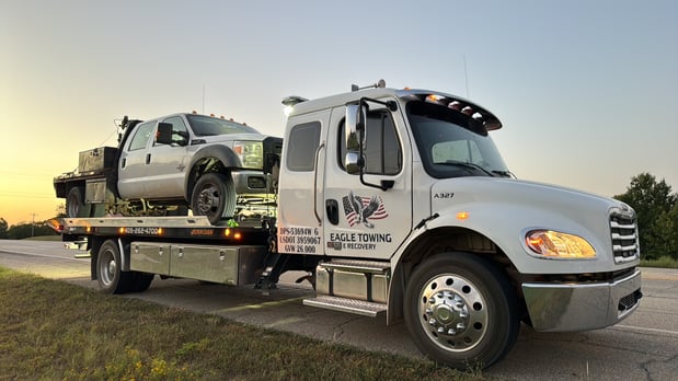 Images Eagle Towing & Recovery