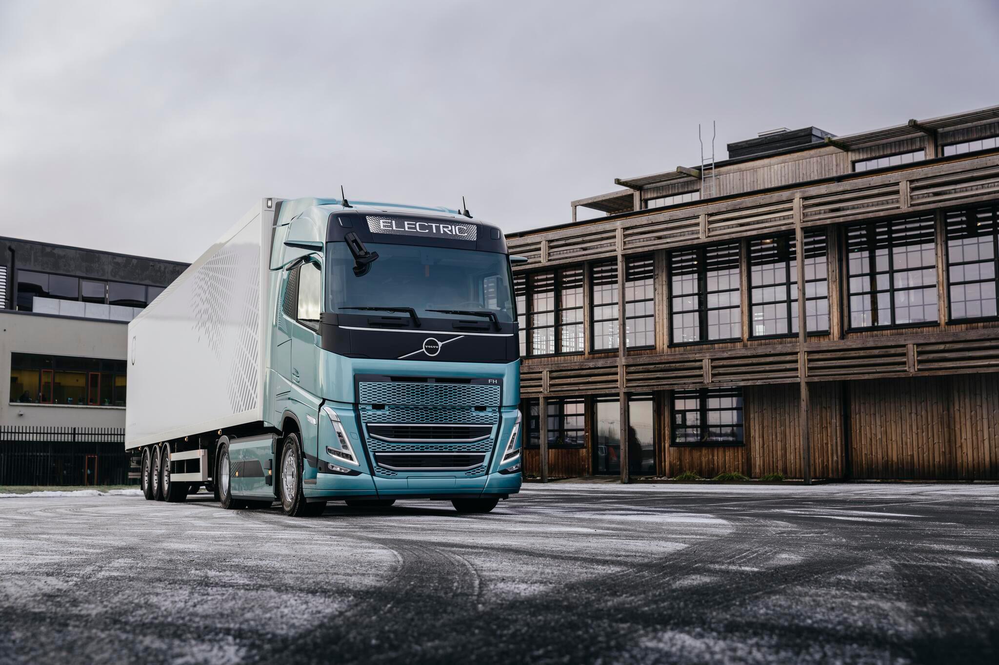Bild 4 Volvo Trucks Essen | Renault Trucks Essen in Essen