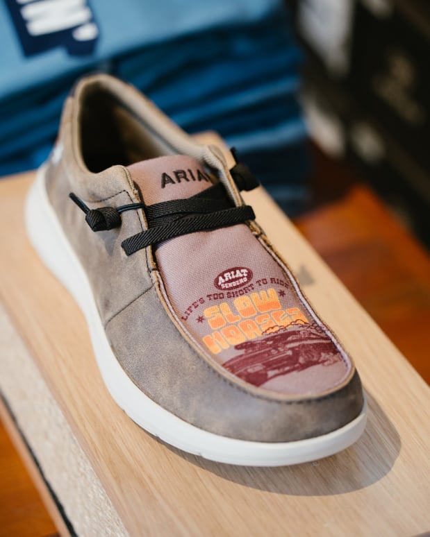 Images Ariat Brand Shop