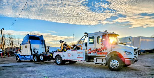 Images Superior Towing Inc.