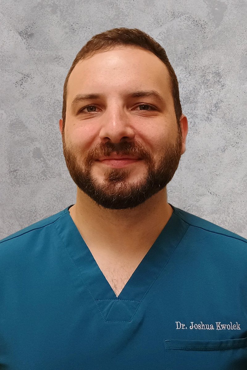 At SmileMakers Comprehensive Dentistry in Montgomery, AL, we use state-of-the-art technology and materials to create healthy, beautiful smiles.
Treatment modalities such as state of the art cosmetic dentistry, dental implants, sedation dentistry, oral surgery and orthodontics enable our patients and their families to take care of all their dental needs in one location. We accept most dental insurance plans.
Visit our practice at 8565 Eastchase Parkway. We are conveniently located just past Costco in Eastchase. Call us today at 334-277-5498.