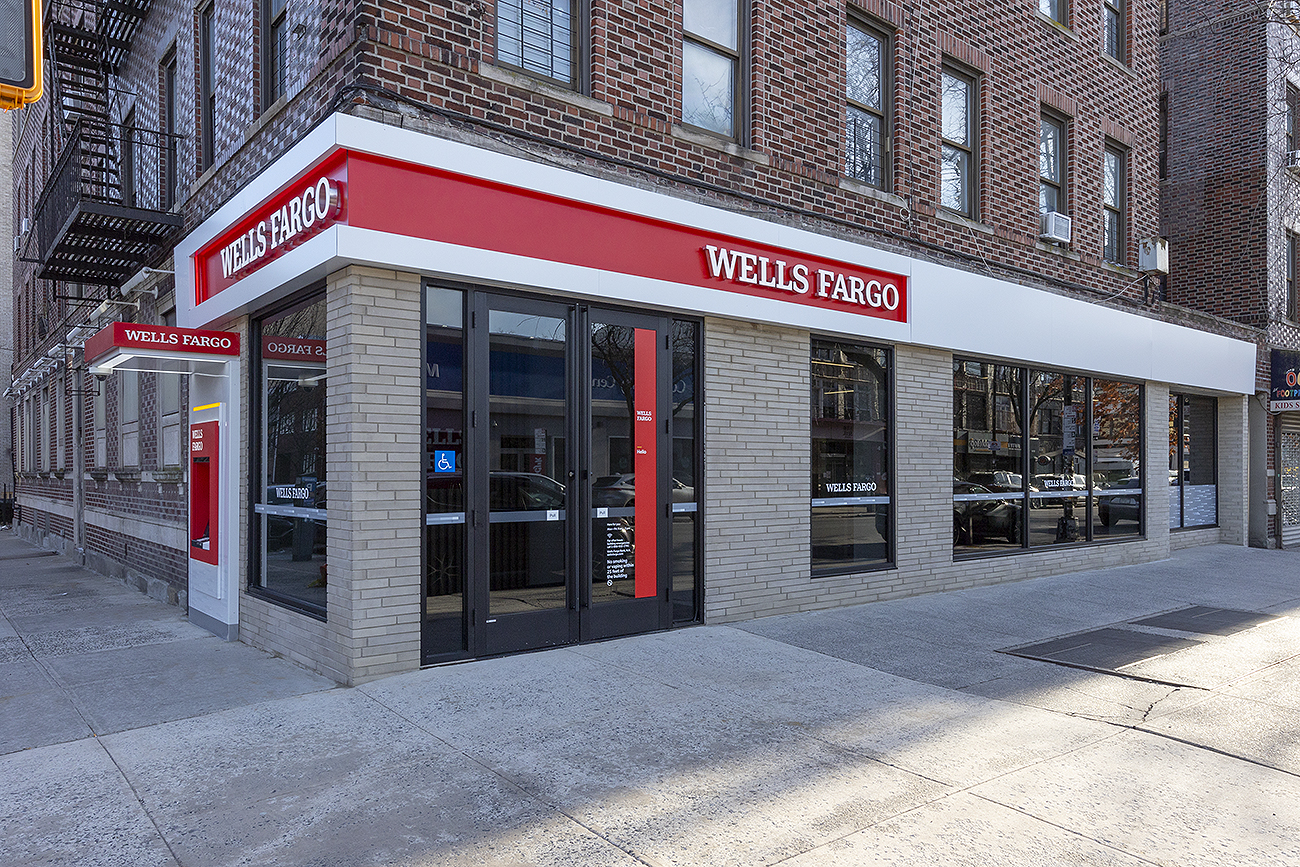 Wells Fargo Bank Image