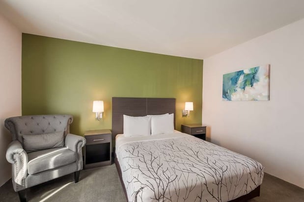 Images SureStay Plus by Best Western SeaTac Airport