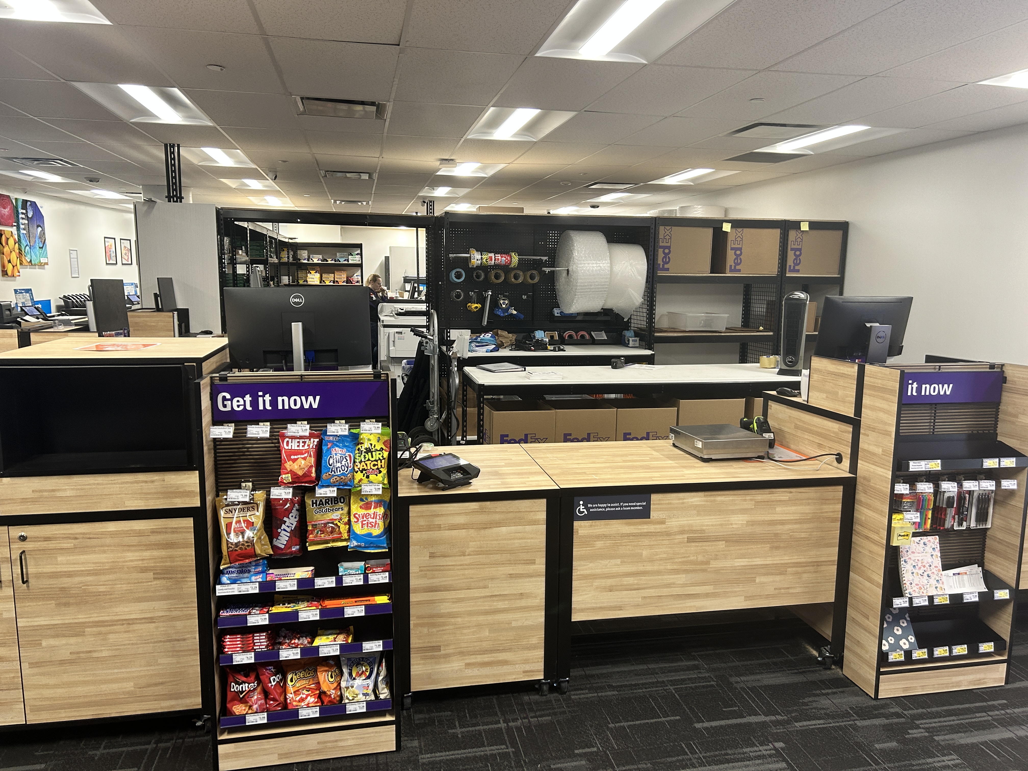 FedEx Office Print & Ship Center Image