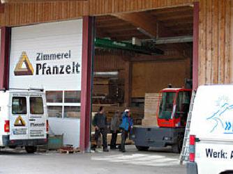 Zimmerei Pfanzelt, Gewerbepark 6 in Rettenbach a. Auerberg