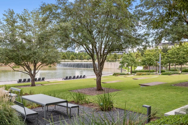 Images Camden Spring Creek Apartments
