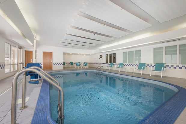 Images AmericInn by Wyndham Duluth
