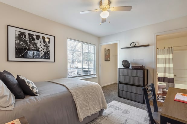 Images Village Green Student Housing